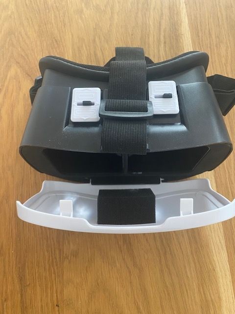 Smart Device Virtual Reality Headset